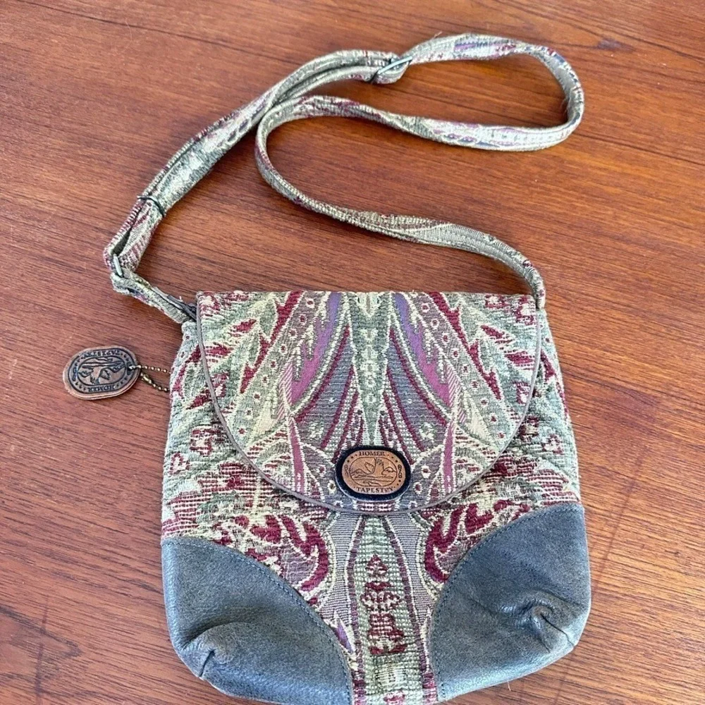 Alaskan Tapestry bag 8.5